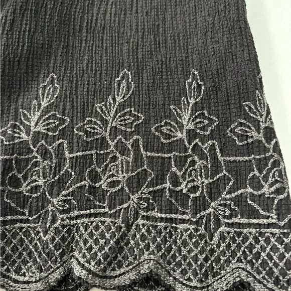 Junonia Black Textured Crinkle Blouse with Embroidered Elbow Length Sleeves. 4X - Picture 10 of 14